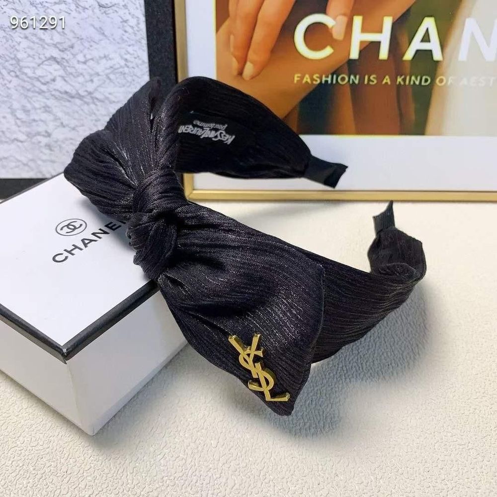 Платье Yves Saint Laurent