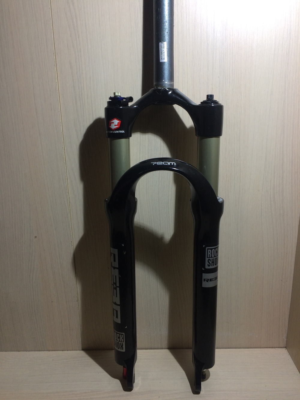 Вилка Rock Shox Reba RLT Ti - Dual Air 26"