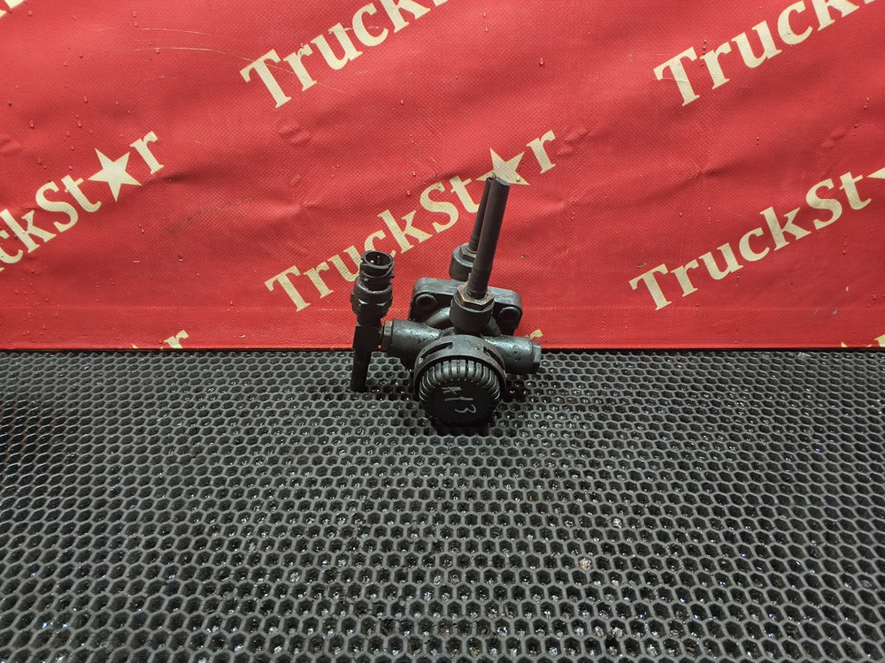 Клапан ускорительный