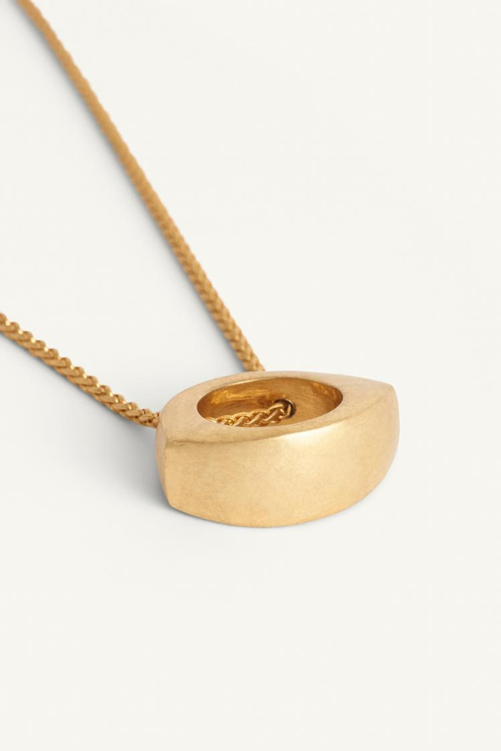 ZARA ОЖЕРЕЛЬЕ С КОНТРАСТНОЙ ДЕТАЛЬЮ, ЗОЛОТОЙ