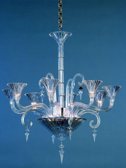 Элегантная хрустальная люстра Baccarat