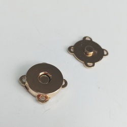 Кнопка пришивная 16 Золото