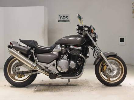 Honda X4 1999