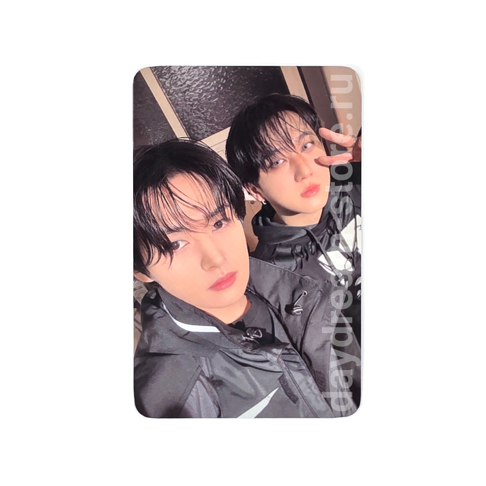 Фотокарта Unit-2 Stray Kids - KARMA [Soundwave LUCKY DRAW EVENT]