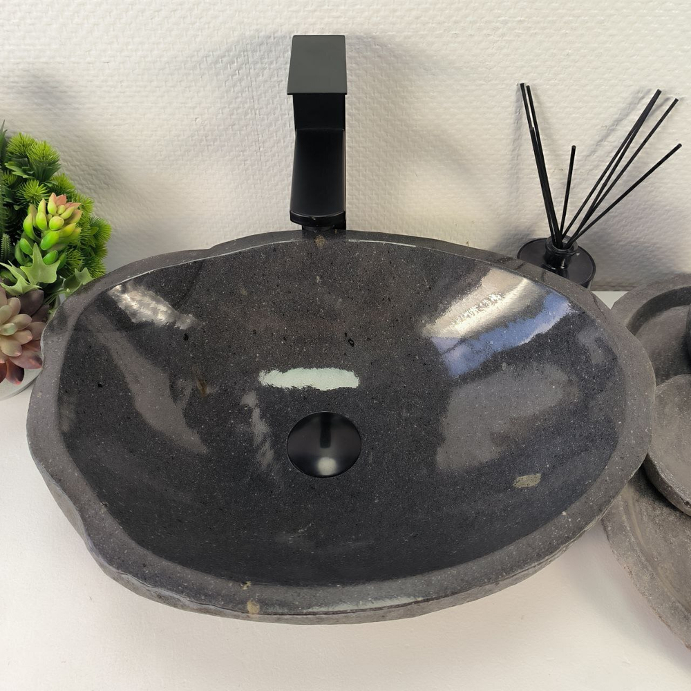 Раковина из речного камня RS-64878 47*36*14 0856
