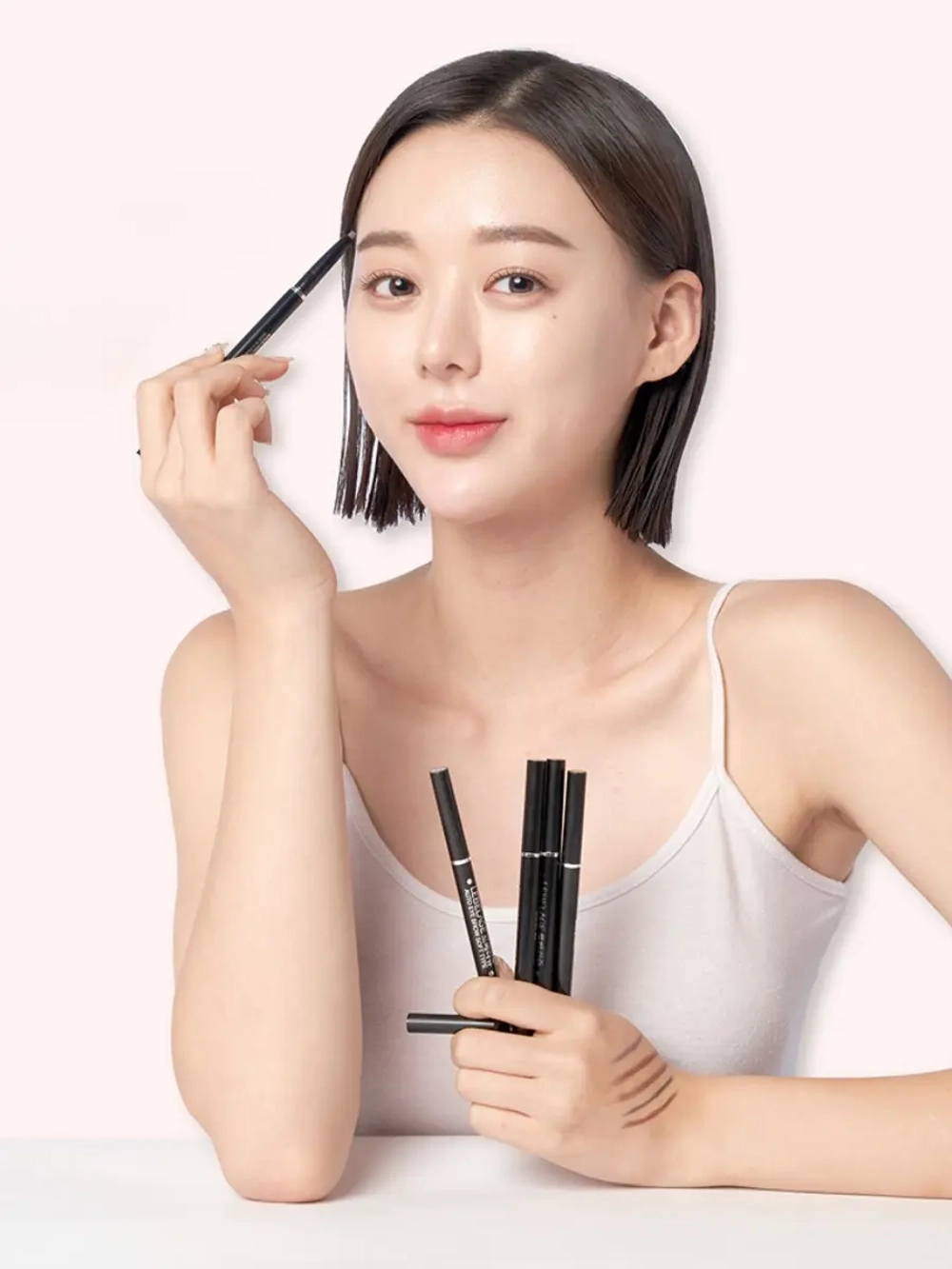 LEBELAGE - АВТОМАТИЧЕСКИЙ КАРАНДАШ ДЛЯ БРОВЕЙ ЧЕРНЫЙ AUTO EYE BROW SOFT TYPE BLACK, 1 ШТ.