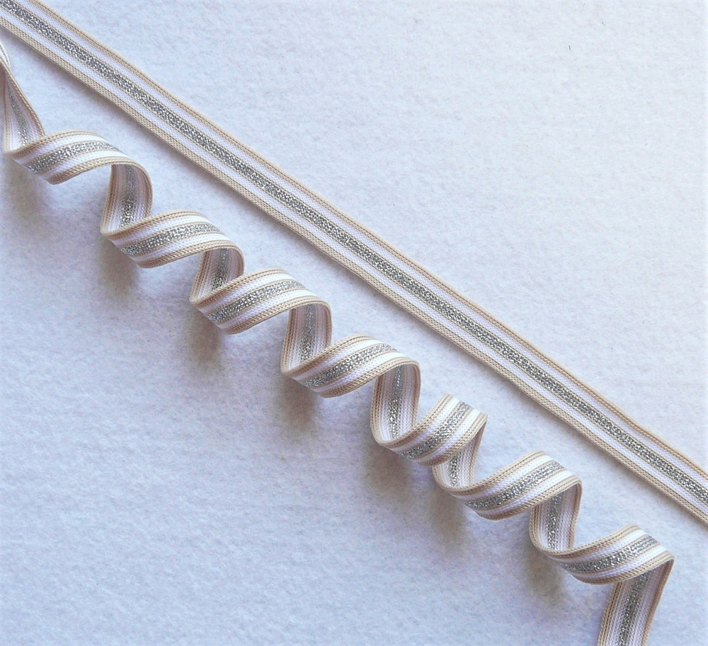 Лампасная лента (трикотажный, люрекс, 1,5 см). Бежевый/белый/серебро, ВО