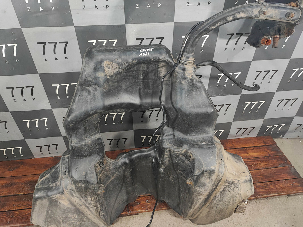 Бак топливный Audi A4 (B7) 04-09 Б/У Оригинал 8E0201060FR