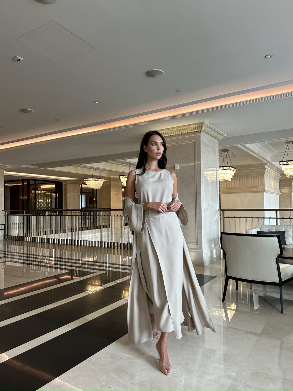 Платье AMBRA с полуюбкой, бежевый