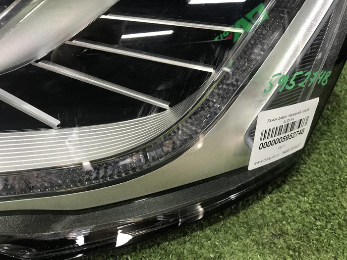 Фара левая Audi A8 D4 (2013-2017) LED