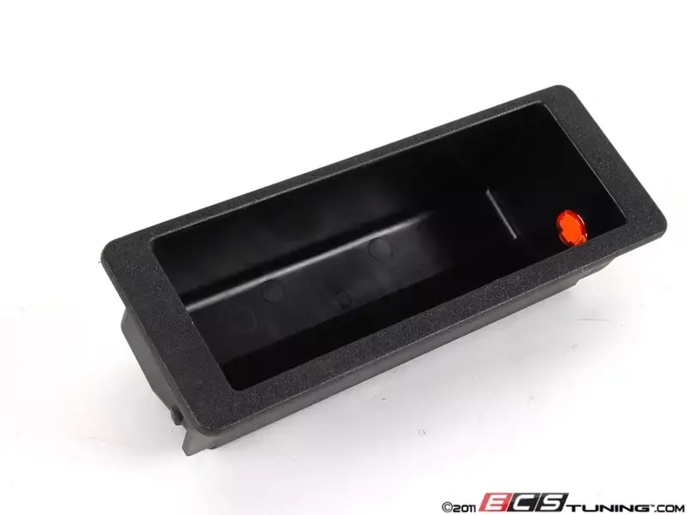 BMW E30 Отделение для мелких вещей