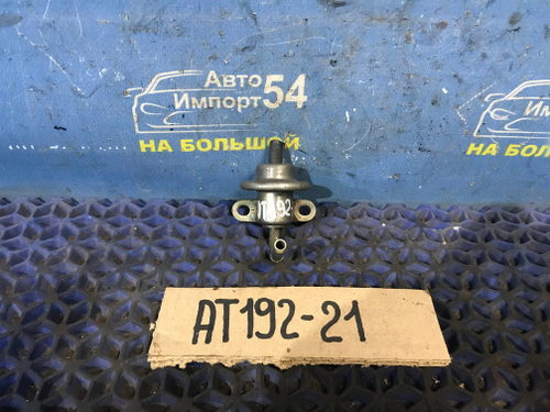 Регулятор давления топлива TOYOTA CARINA 1994