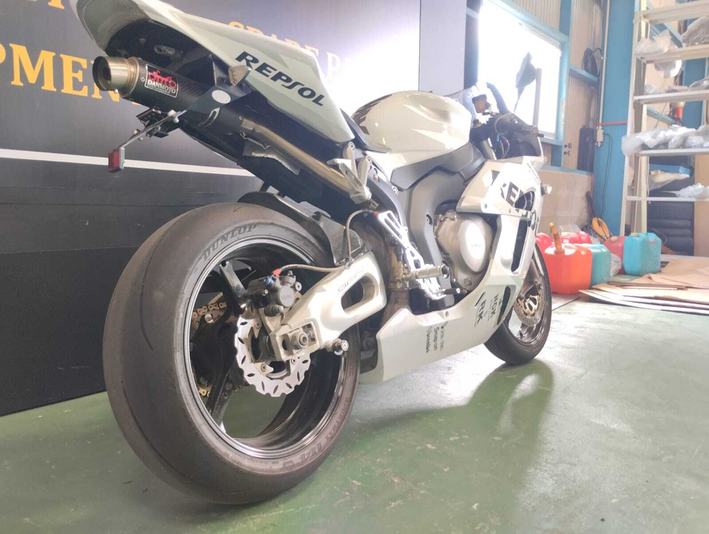 Honda CBR1000RR , 2005