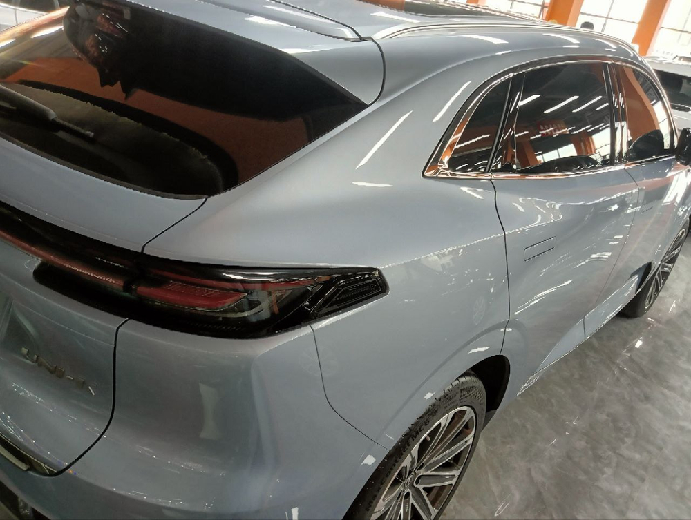 Changan UNI-K Premium, 2.0Т бензин