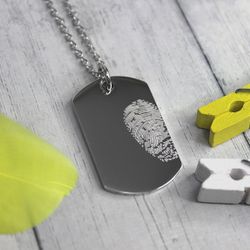 Стальной жетон с гравировкой отпечатка пальца на заказ