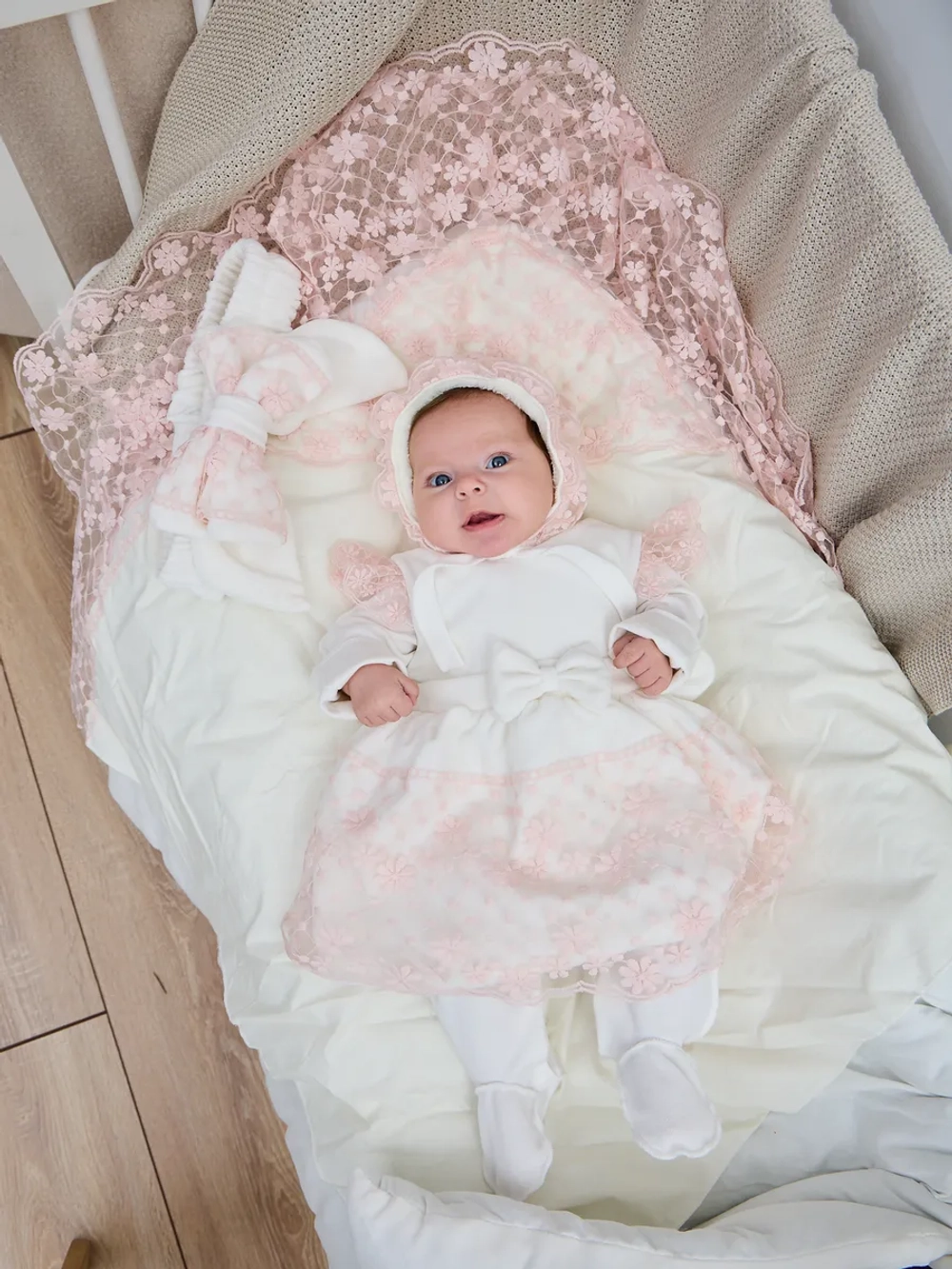 Конверт на выписку зима для новорожденных девочек