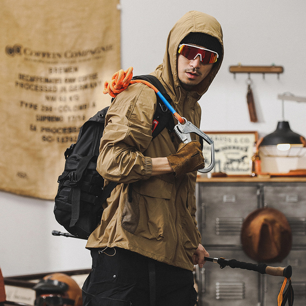 стильная мужская куртка с УФ-защитой UPF50+