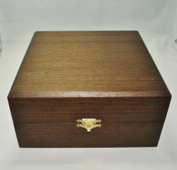 Чайный набор с подстаканником с позолочением  и индивидуальной гравировкой в шкатулке на заказ