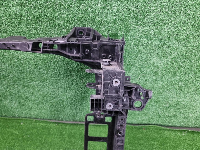 Телевизор Lamborghini Urus (2017-н.в.)