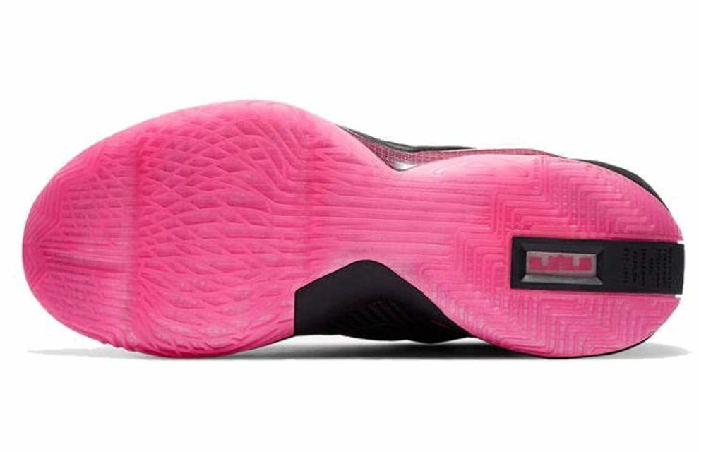 Кроссовки Nike Zoom Soldier 14