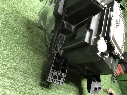 Фара левая Tank 300 (2021-н.в.) LED