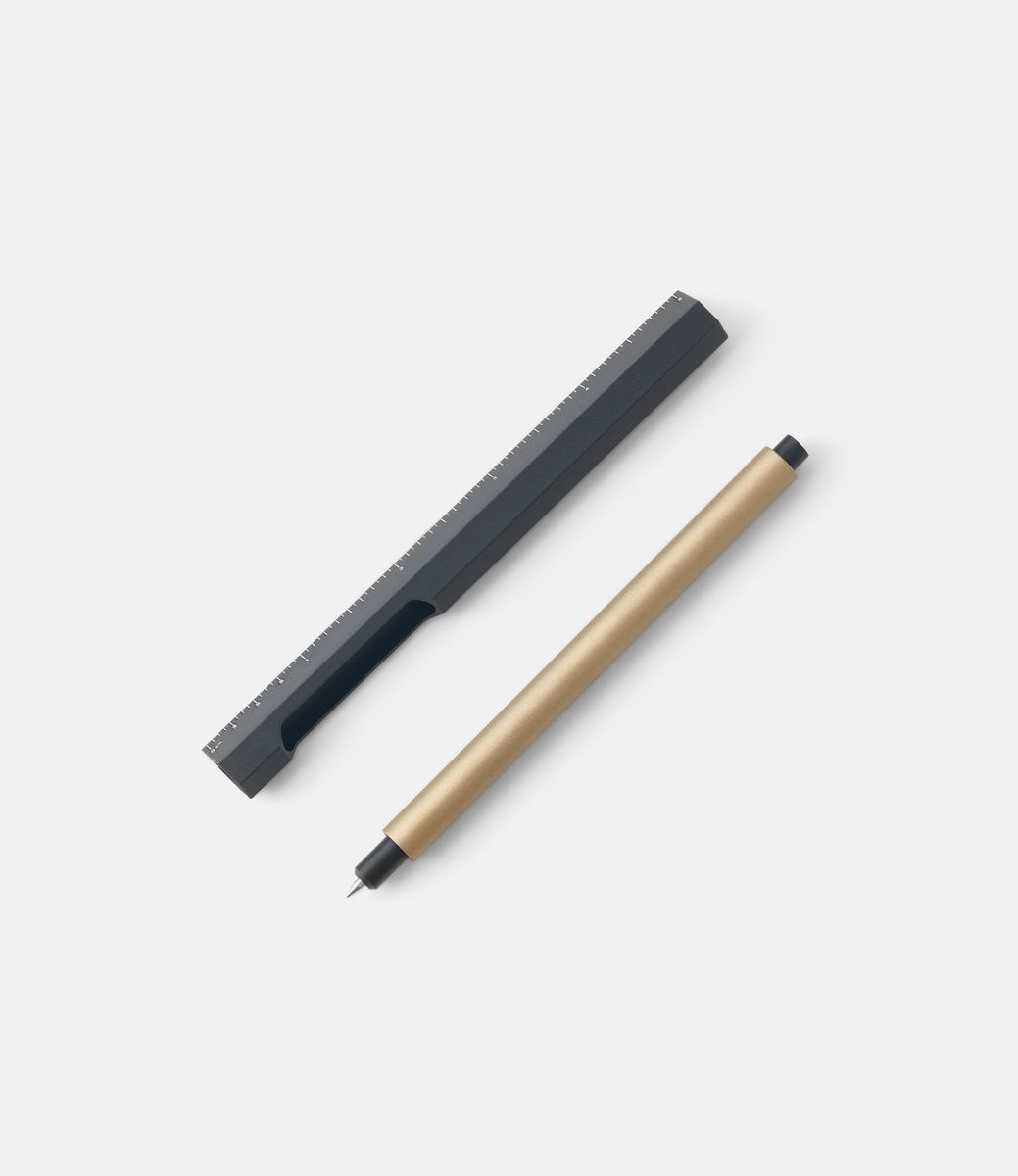 Yuan Design TP Matte-Black — ручка-линейка
