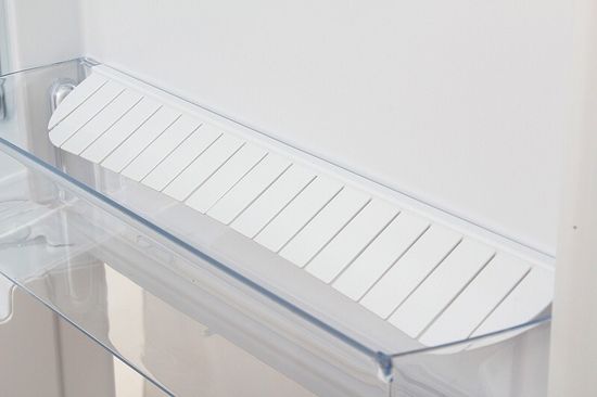 Холодильник Leran CBF 200