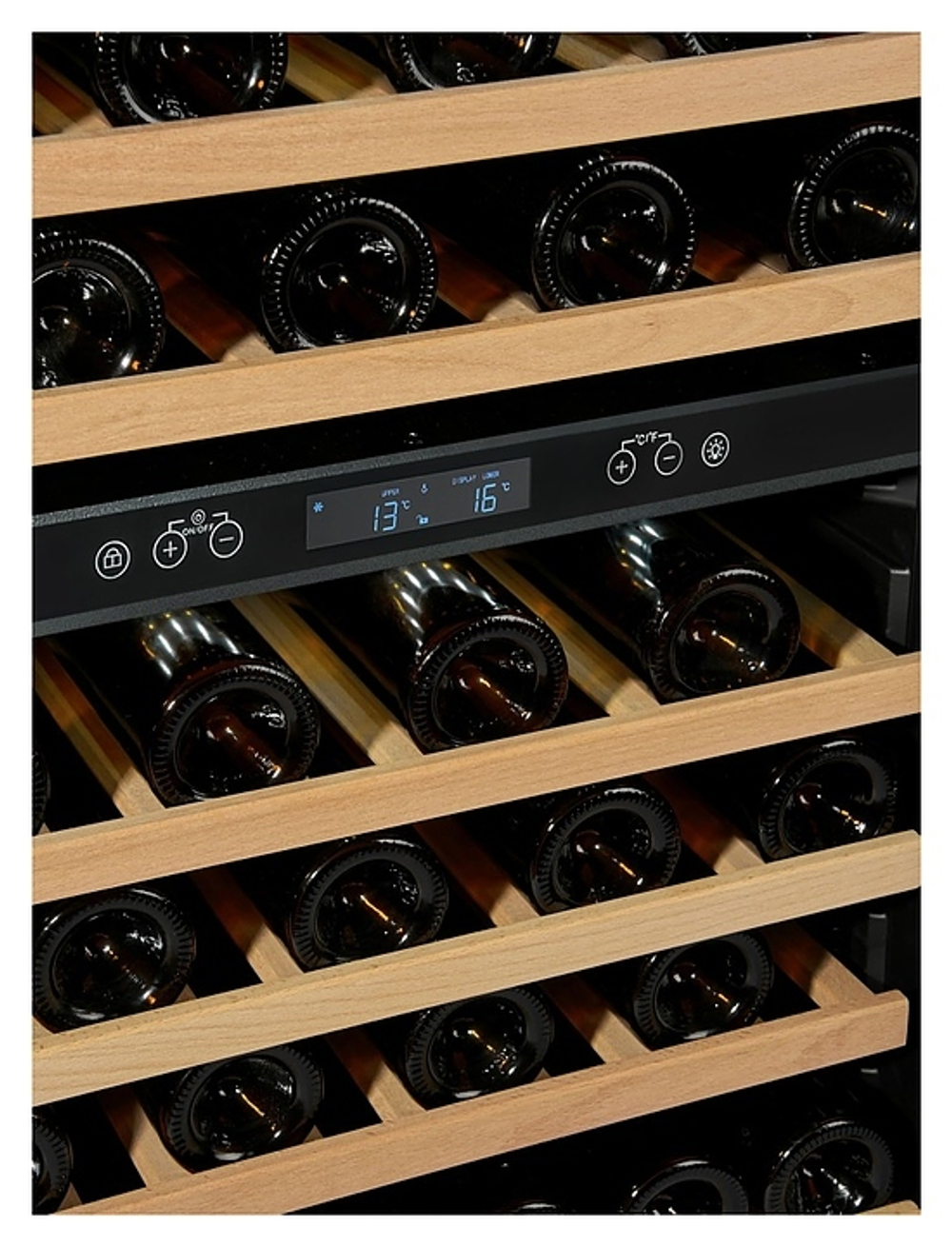 Винный шкаф Vinosafe VSU46BD