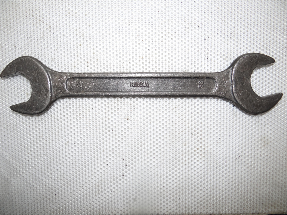 Ключ гаечный рожковый двухсторонний 30х32 ПИЗ СССР