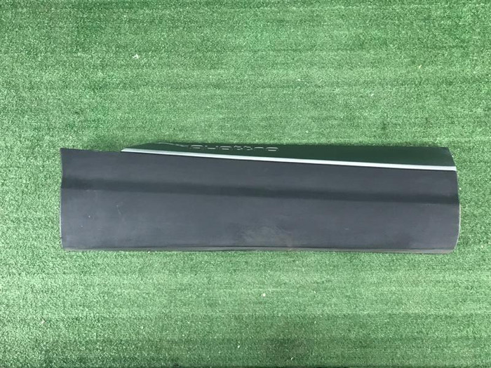 Накладка двери задняя правая Audi Q7 2 (2015-н.в.)