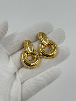 Серьги в стиле door-knocker