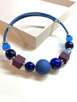 Колье синее под платье