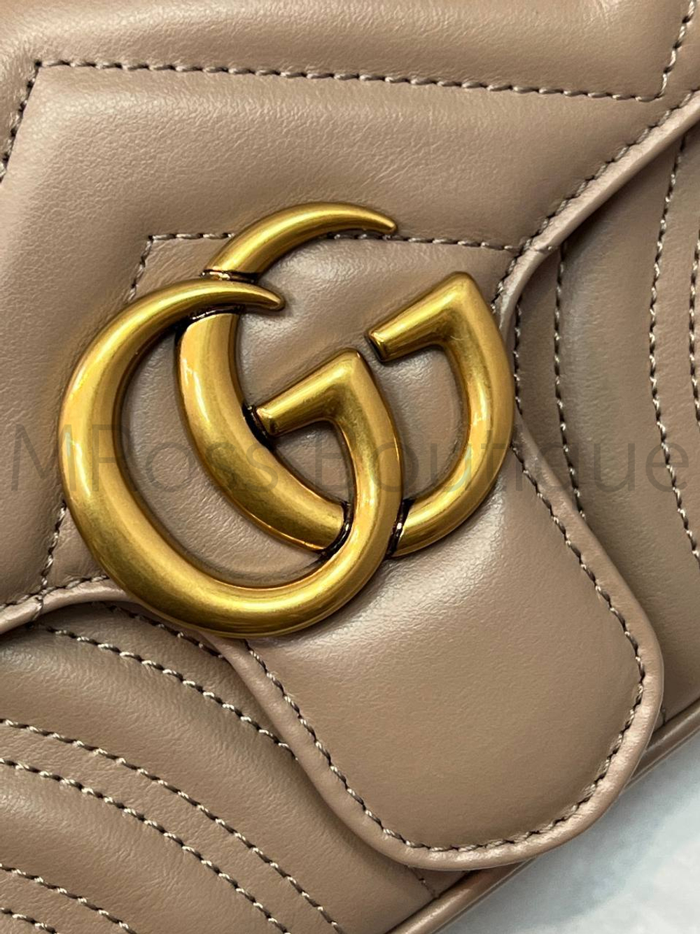 Сумка Gucci GG Marmont (Гуччи) цвета капучино