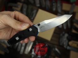 Нож Benchmade 945BK-1 Mini Osborne A+++ - черная рукоять, светлый клинок