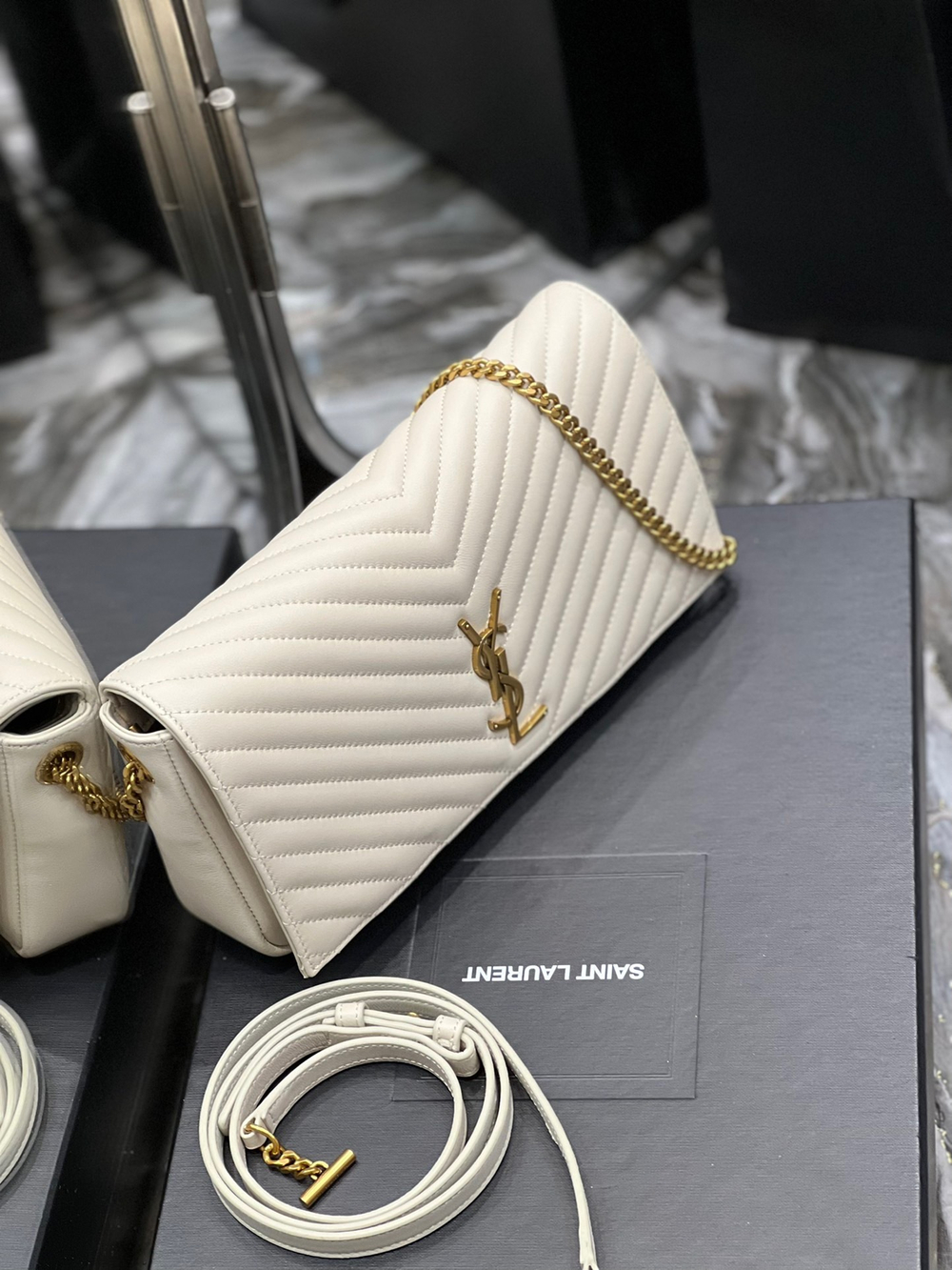 Saint Laurent Kate 99 Bag 26 cm