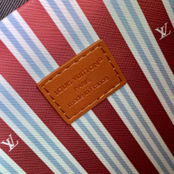 Louis Vuitton Pochette Voyage MM