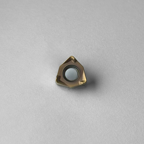 XNMX040308-TR FE2330Y  Пластина фрезерная