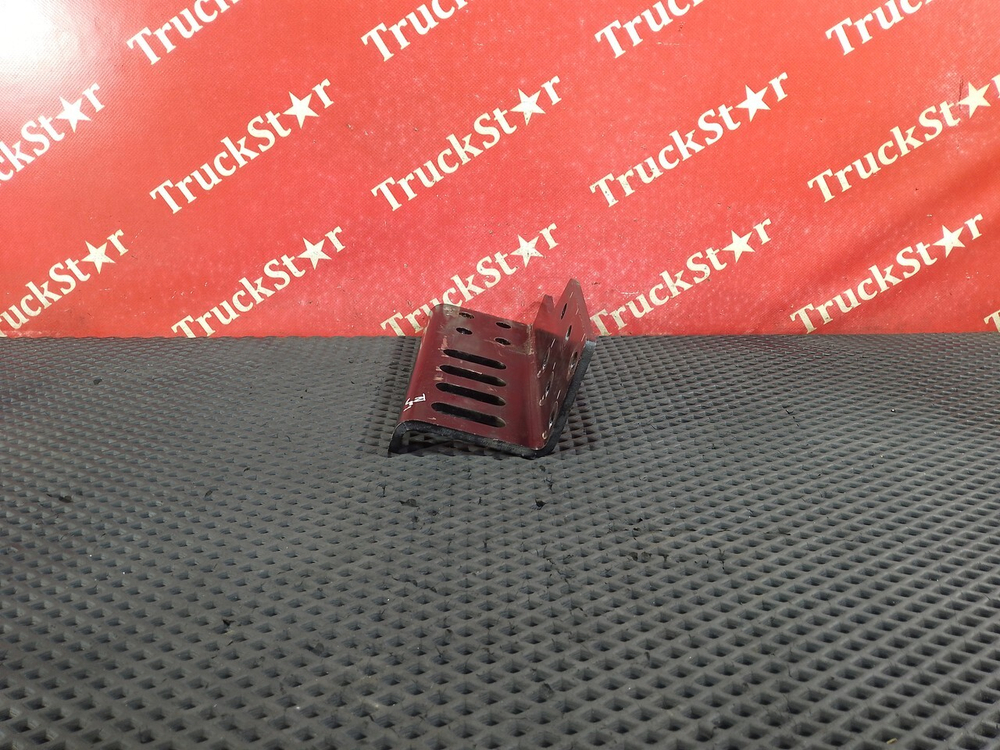 Кронштейн глушителя 2023г.