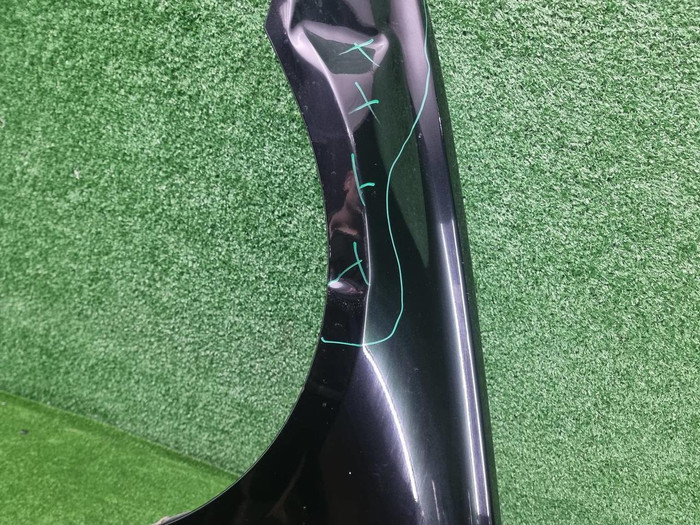 Крыло переднее левое BMW 3er F30 (2011-2020)