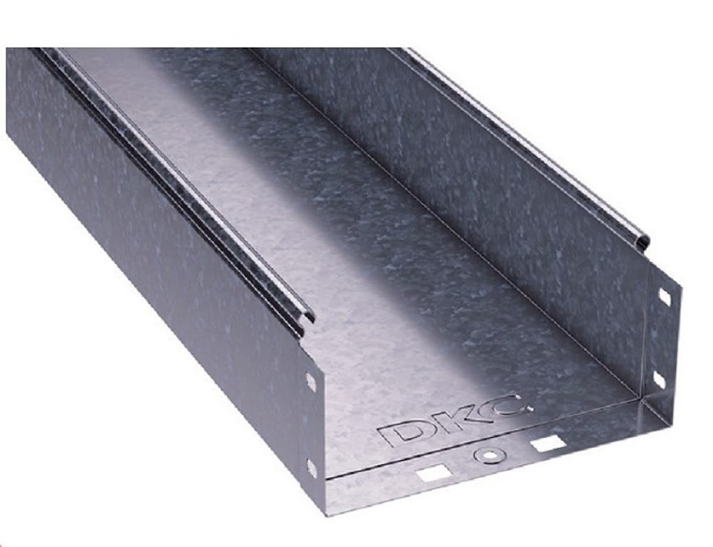 Лоток листовой неперфорированный DKC 35103HDZ