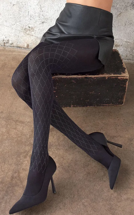 Allure B01 Black-Black