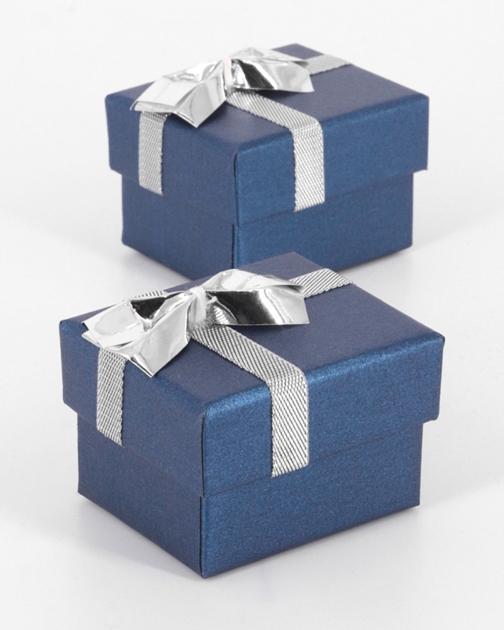 Картонный футляр для брендированного ювелирного изделия