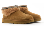UGG Ultra Mini Lack Maxi Curly Boot Chestnut