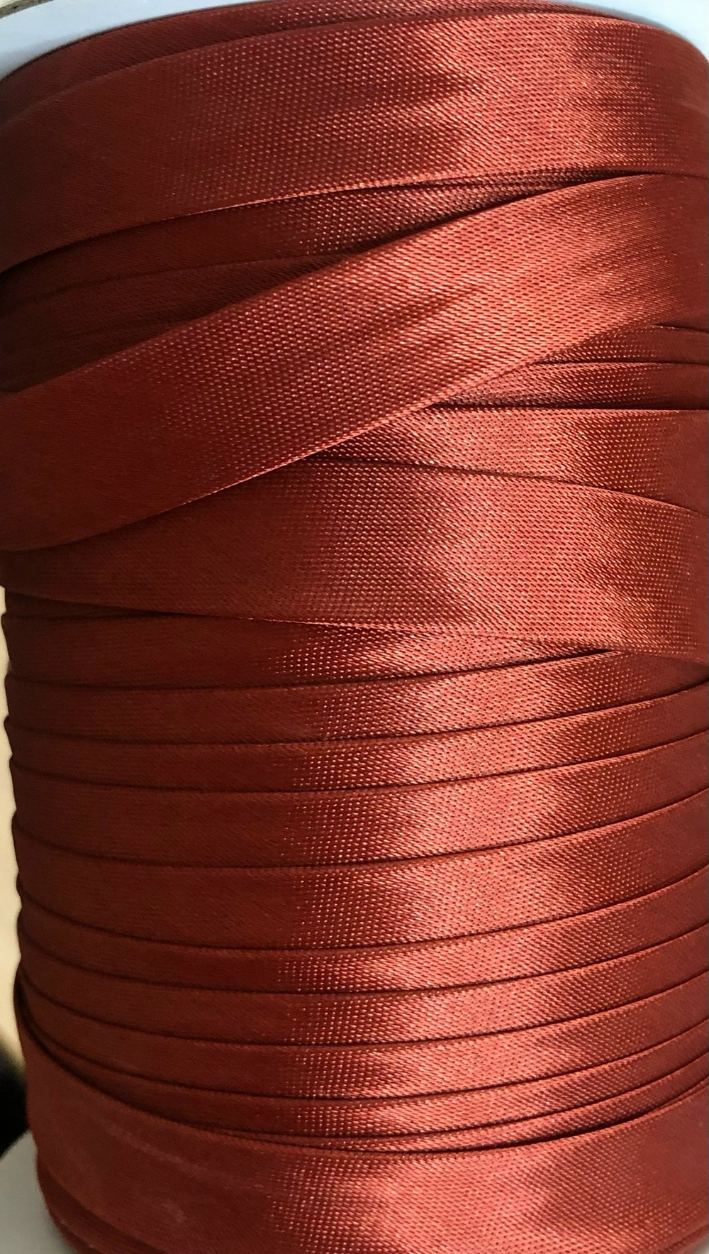 Бейка косая атласная 15мм 1м.