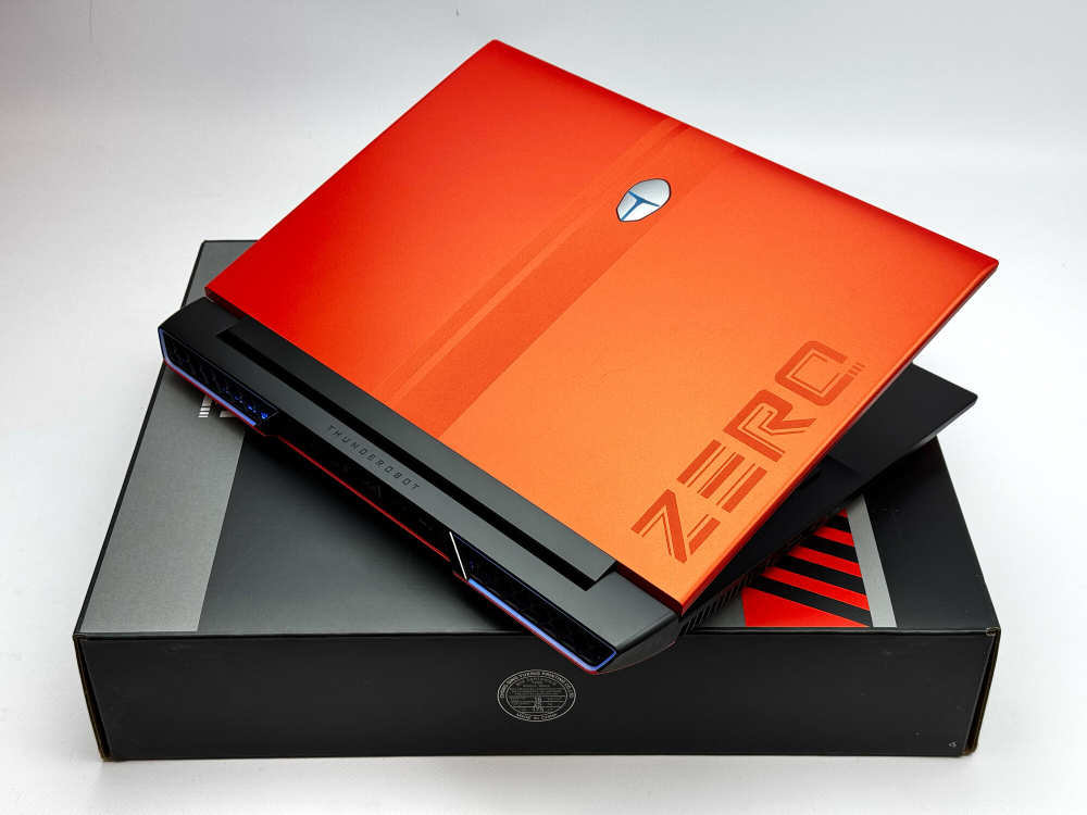 Игровой ноутбук Thunderobot Zero I9-13900HX / RTX 4080 / 32GB / 1TB / 2.5K / 240Hz / Win11 / RU-EN клавиатура