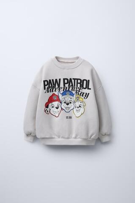 ZARA ТОЛСТОВКА С ПРИНТОМ «PAW PATROL»™, ЦВЕТ ЛЬДА