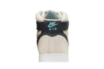 Кроссовки Nike Air Force 1 07 Lx