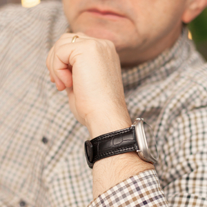 Ремешок для Apple Watch Ultra 49mm из кожи аллигатора, черного цвета