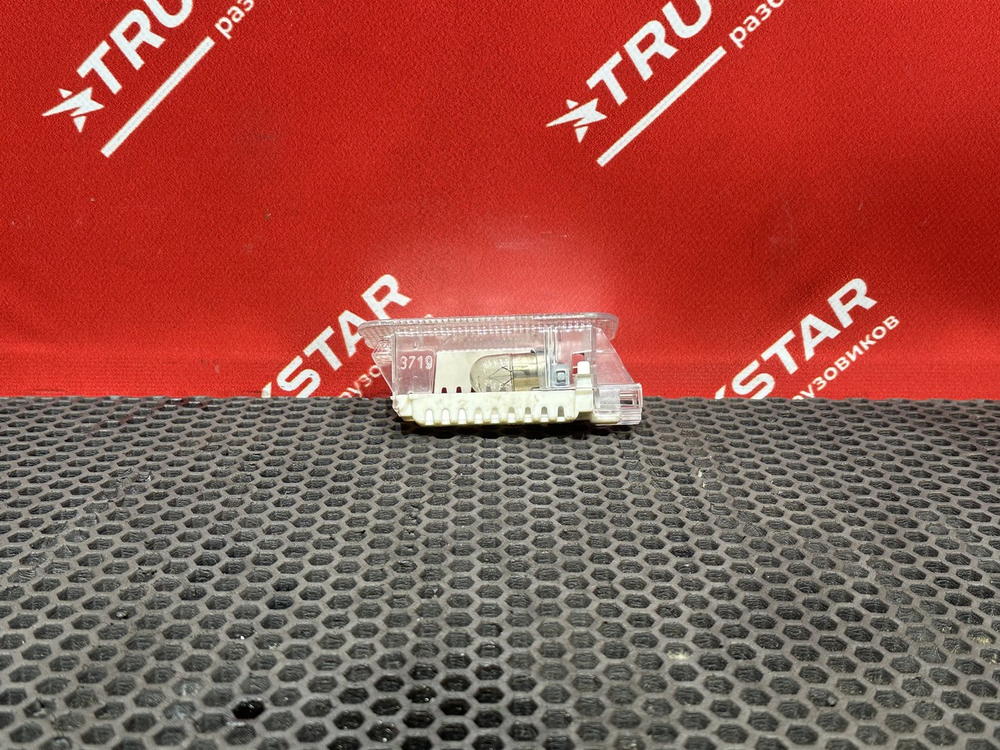 Плафон внутреннего освещения