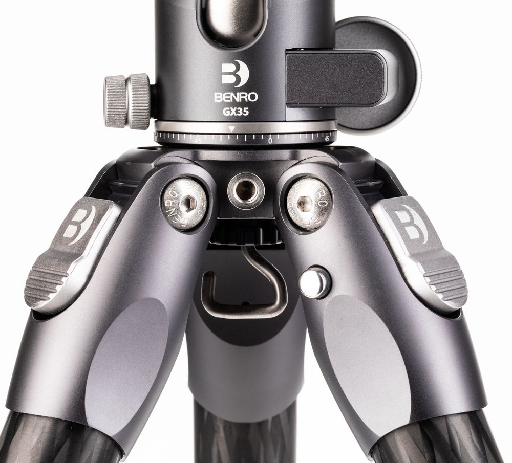Штатив Benro TTOR34CGX35 карбоновый с шаровой головой